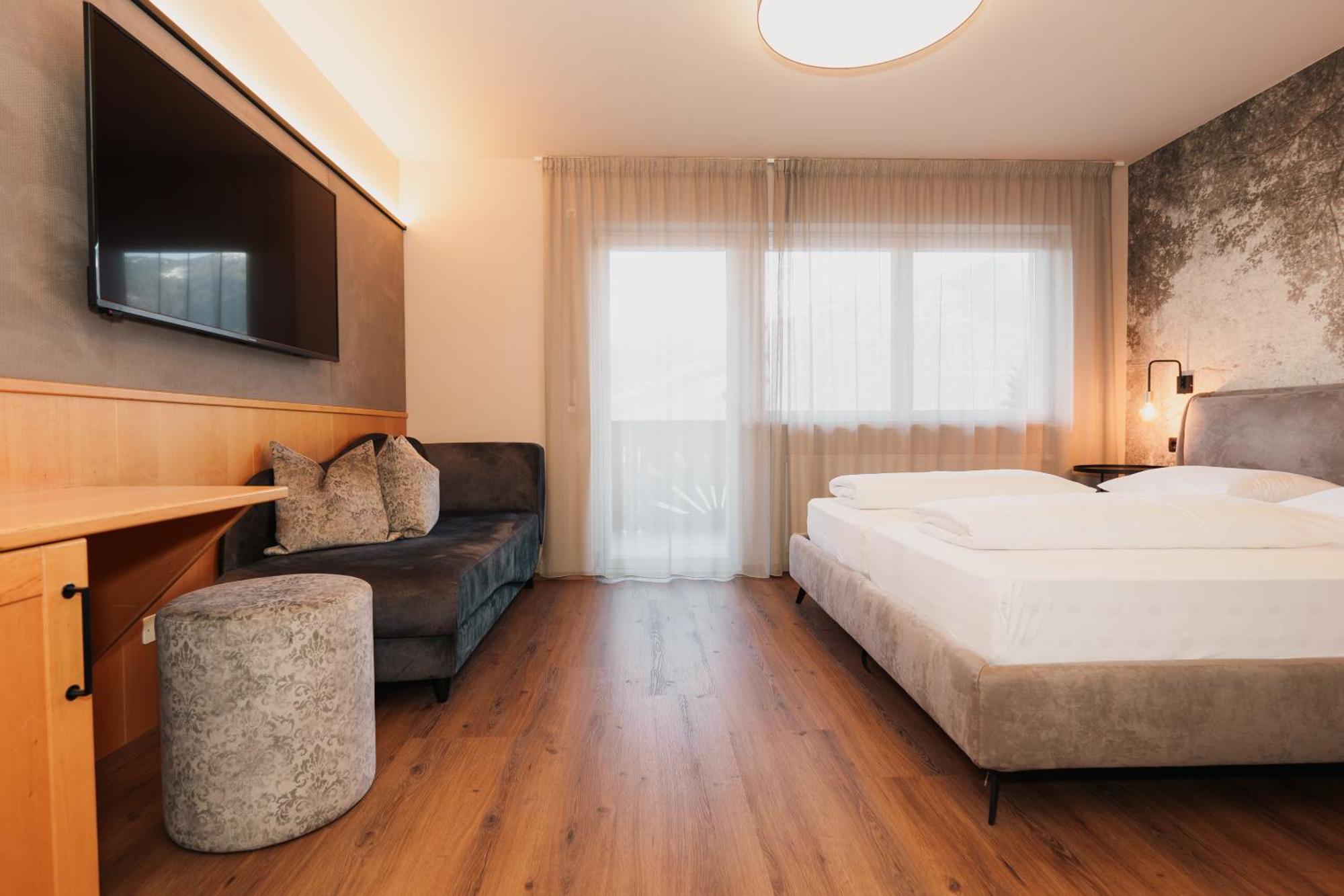 Saldur Small Active Hotel Sluderno Exterior photo